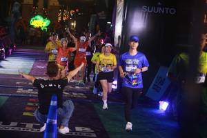 BIB: 370
                            <button type="button" onclick="openModal(26275090)" class="btn btn-primary btn-sm float-right btn-popup" data-toggle="modal" data-target=".modal-high-quality">
                        <i class="fas fa-shopping-cart"></i> Add to Cart
                    </button>
                                            <button type="button" onclick="isThisMe(26275090, true)" class="btn btn-success btn-sm float-right btn-popup btn-isme hidden" data-toggle="tooltip" data-placement="bottom" title="นี่คือรูปของคุณใช่ไหม คลิกที่นี่เพื่อเอาเข้าอัลบั้ม">
                        <i class="fas fa-plus"></i> Add to album
                    </button>
                    <button type="button" onclick="isThisMe(26275090, false)" class="btn btn-warning btn-sm float-right btn-popup btn-isnotme hidden">
                        <i class="fas fa-ban"></i> Remove from album
                    </button>